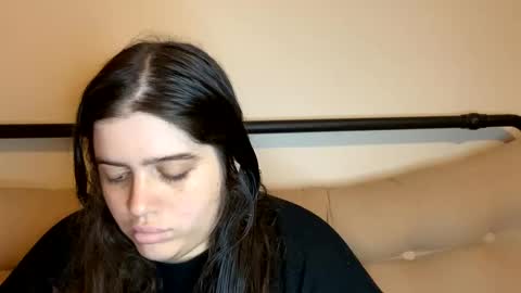 Snapshot of princesslaylaa chatting on January 13, 4:18 am princessviccxo online show from January 13, 4:18 am
