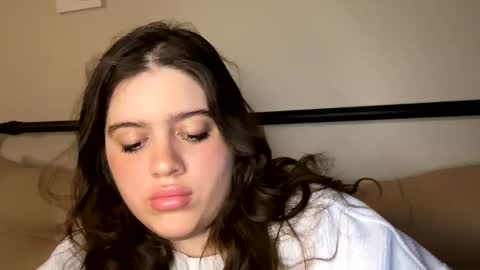 Snapshot of princesslaylaa chatting on January 10, 5:15 am princessviccxo online show from January 10, 5:15 am