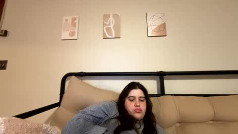 princessviccxo online show from February 24, 5:39 am