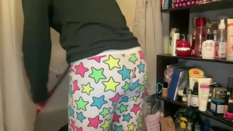 Snapshot of princessoftenis44 chatting on February 15, 6:23 pm princessoftenis44 online show from February 15, 6:23 pm