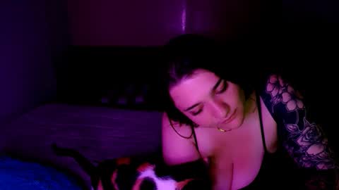 prismm_ online show from February 8, 4:05 am