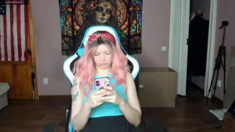 Di online show from April 23, 12:29 pm