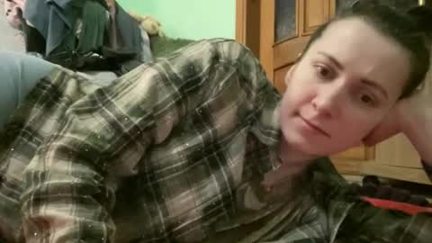 proud sweet 21 online show from April 24, 11:40 pm