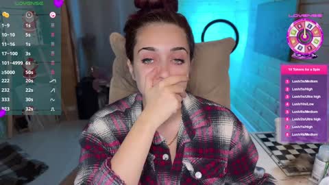 Queen of Pain online show from December 23, 12:35 am