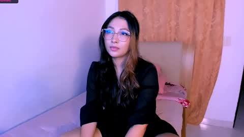 Mara online show from January 1, 1:26 am