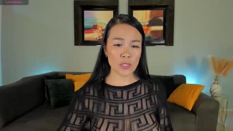 Snapshot of puiyee_ chatting on October 19, 2:08 pm Pui Yee online show from October 19, 2:08 pm