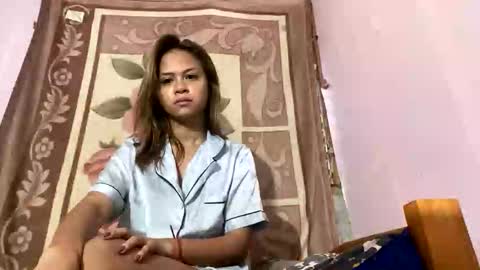 puki_hot online show from November 12, 7:28 am