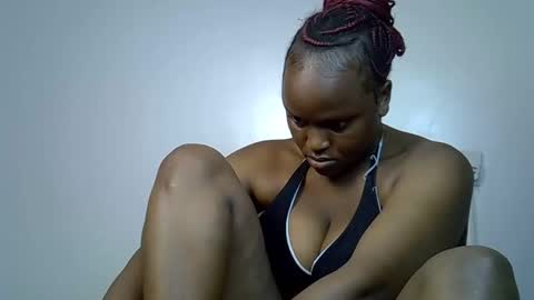 pure_seductive online show from May 20, 7:27 am