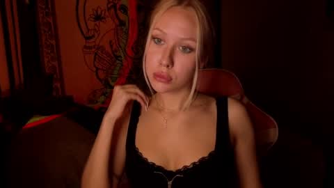 Megan online show from April 14, 9:04 pm