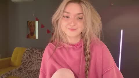 Bella online show from March 18, 5:45 am