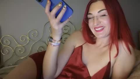 Snapshot of purplerainn69 chatting on October 10, 9:09 pm PurpleRainn69 Dina online show from October 10, 9:09 pm
