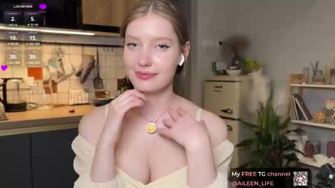 Snapshot of purrpure chatting on October 11, 9:28 pm Aileen online show from October 11, 9:28 pm