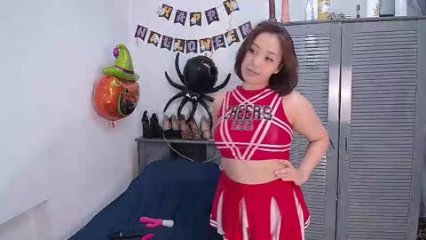 Miko online show from October 31, 6:23 pm