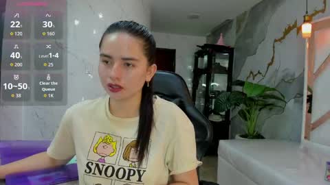 Qetsyah online show from April 19, 6:21 pm