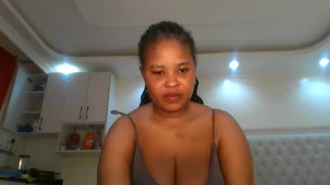Queen kikih online show from June 11, 6:10 am