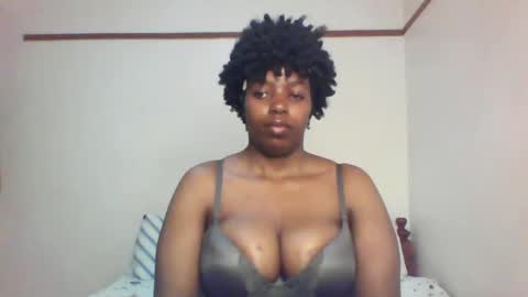 QUEEN online show from February 19, 3:39 am