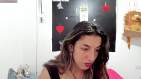Snapshot of queen_natttyy chatting on January 12, 7:10 pm queen_natttyy online show from January 12, 7:10 pm