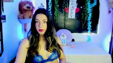 queen_natttyy online show from April 27, 2:25 pm