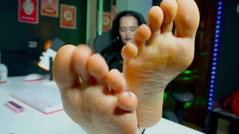 Your world and the universe Aliss online show from November 1, 7:12 am