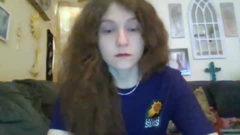 queencrimsonlvx online show from May 6, 8:57 pm