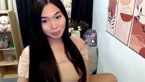 Mikka online show from April 4, 3:44 pm