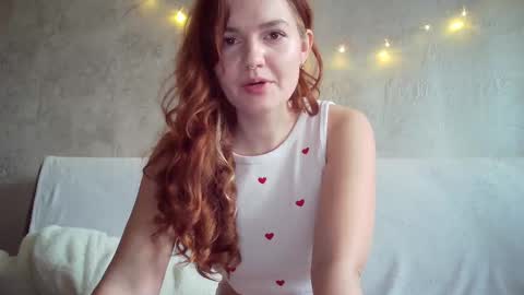 QueenOfModels online show from February 5, 6:13 am