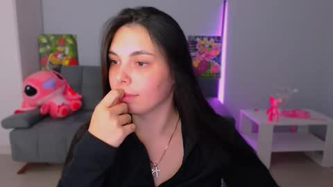 Snapshot of queenofthesense chatting on October 6, 4:34 pm Patricia online show from October 6, 4:34 pm