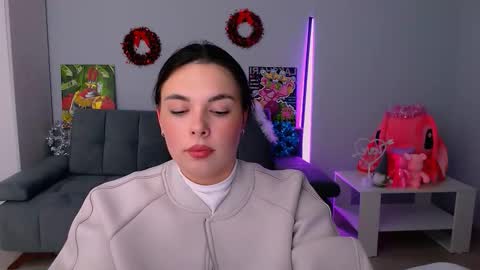 Patricia online show from November 29, 4:44 pm