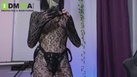     follow my new insta  online show from April 25, 9:23 pm