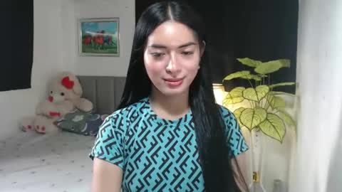 Snapshot of queenpinay69 chatting on October 9, 5:11 am QueenPinay69 online show from October 9, 5:11 am