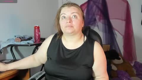 Snapshot of queensami7 chatting on October 7, 2:27 am Samantha online show from October 7, 2:27 am