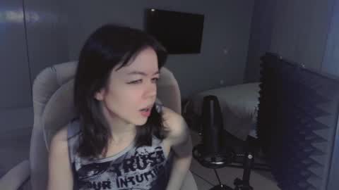 quietluxury online show from April 8, 12:51 pm