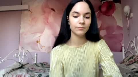 Ari online show from November 11, 11:51 am