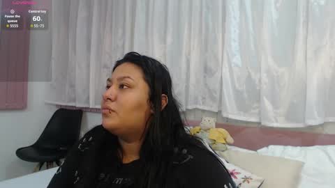 Snapshot of racheel_smith chatting on October 6, 11:27 am rachel online show from October 6, 11:27 am