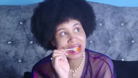 RachelAnn online show from October 24, 3:24 am