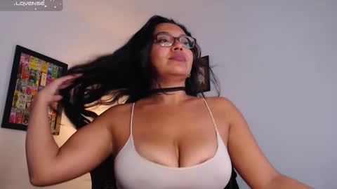 rachell_420 online show from March 4, 11:00 pm