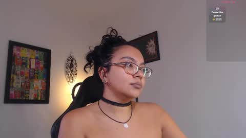 rachell_420 online show from June 29, 3:23 pm
