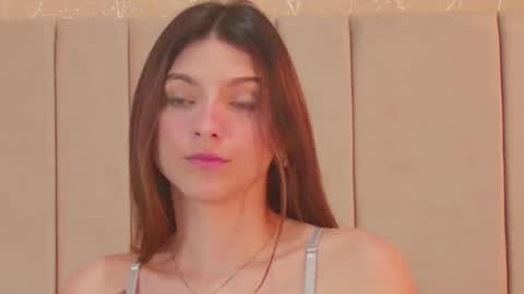 Snapshot of rachell_duque chatting on February 7, 2:15 pm Rachell online show from February 7, 2:15 pm