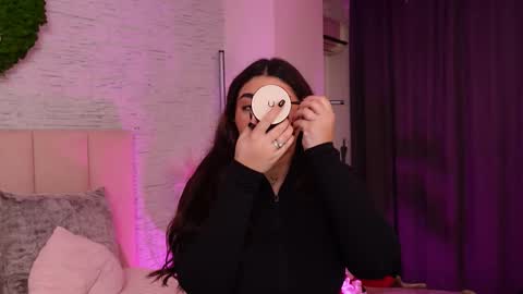 RachelSwaan online show from November 13, 7:40 am