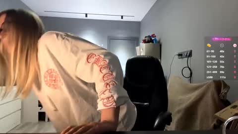 Mila online show from February 14, 4:09 pm