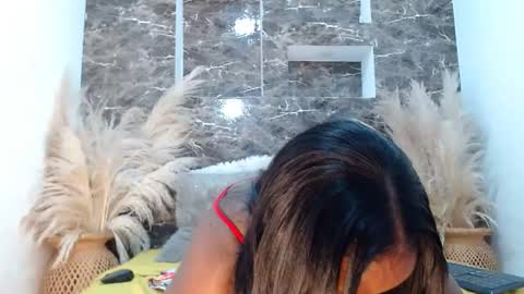 raichellcooper1 online show from October 16, 7:16 pm