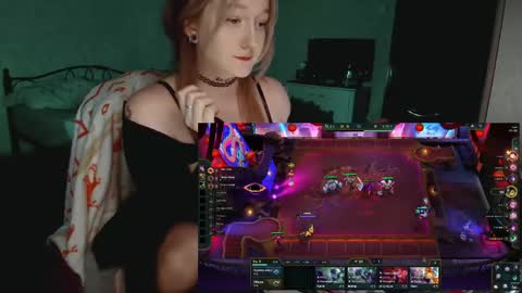 Kate online show from April 23, 9:50 pm