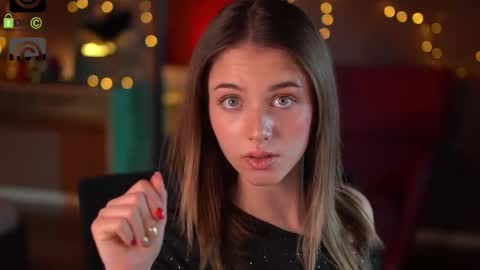 Raisa online show from December 21, 8:02 pm