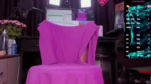 Laura online show from July 30, 2:23 am