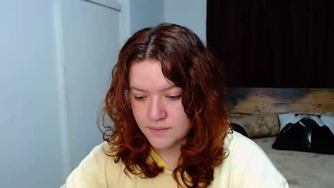 Snapshot of ramona15 chatting on October 18, 10:44 pm Ramona online show from October 18, 10:44 pm