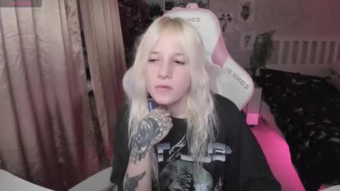 Rapunzel online show from December 3, 1:24 pm