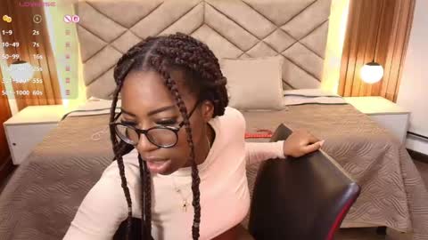 Raquel online show from April 21, 1:42 am