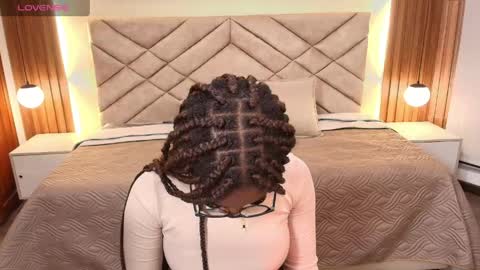 Raquel online show from April 20, 7:39 pm