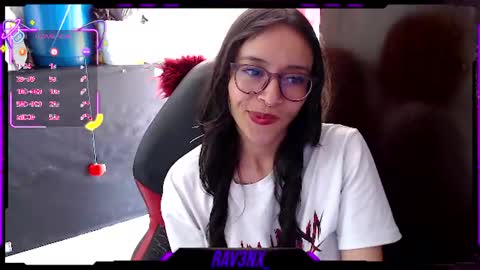   online show from August 2, 4:32 pm