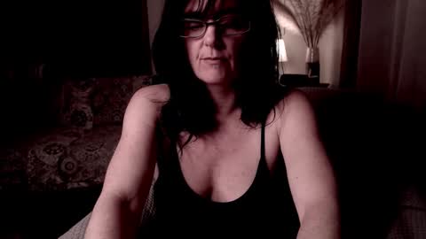 Snapshot of raven_feathers chatting on February 16, 12:54 am Roxanneredlight59 online show from February 16, 12:54 am